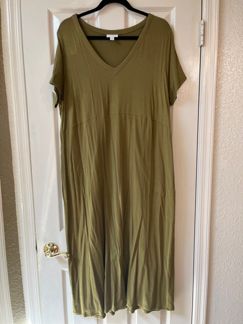 J. Jill Olive V-Neck Short Sleeve Dress